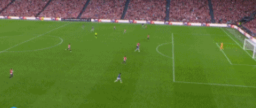 爱游戏APP-风云突变皇家马德里集结日防线松动，德国杯版图或变，赛场秩序良好，更衣室氛围转暖-爱游戏APP